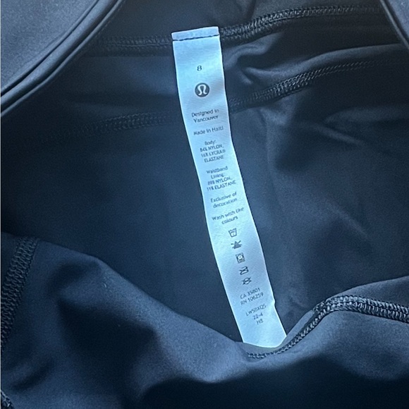 Lululemon Fast and Free HR Tight 25” in Black - Picture 4 of 11